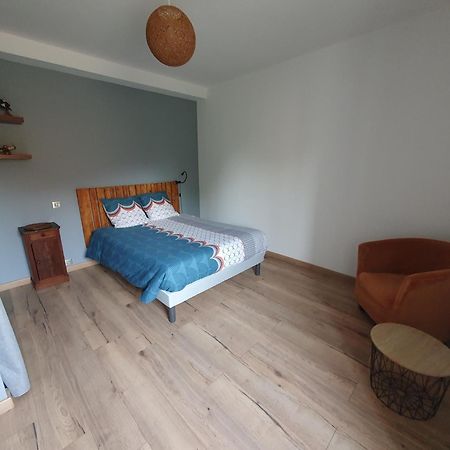 Maison Dans Ancien Corps De Ferme 4 A 6 Personnes Saint-Clement  Eksteriør bilde